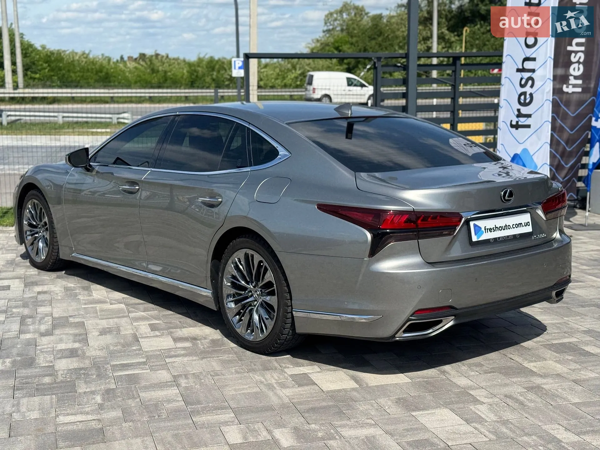 2022 Lexus LS - мініатюра 10