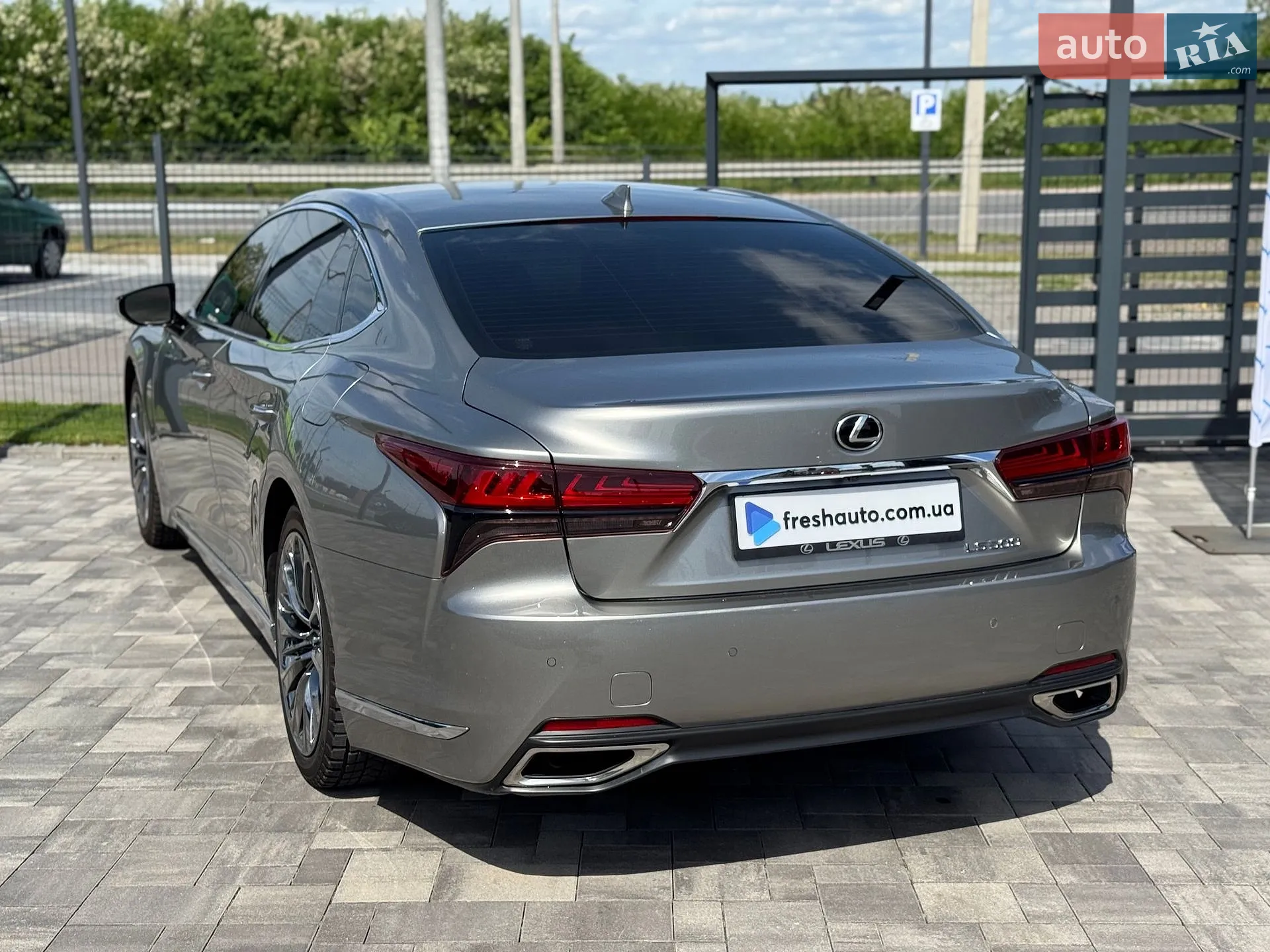 2022 Lexus LS - мініатюра 11