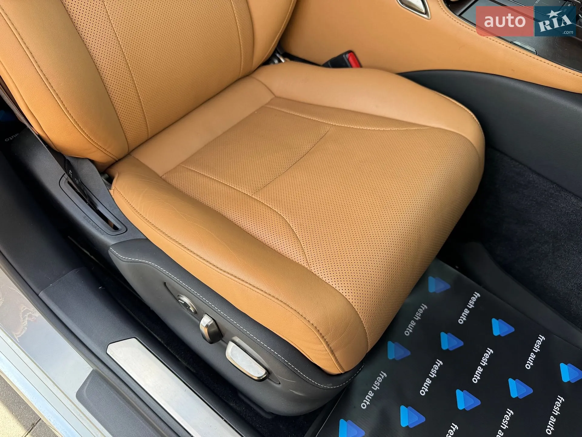 2022 Lexus LS - мініатюра 40