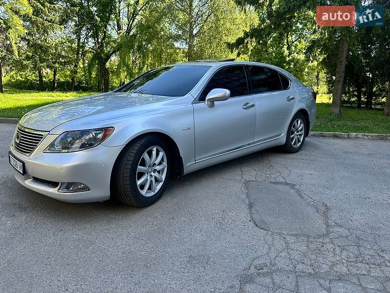 Седан Lexus LS 2007 в Черновцах фото 6 Седан Lexus LS 2007 в Черновцах