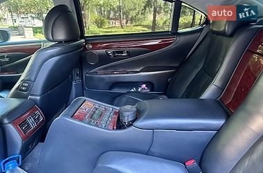 Седан Lexus LS 2007 в Черновцах фото 23 Седан Lexus LS 2007 в Черновцах