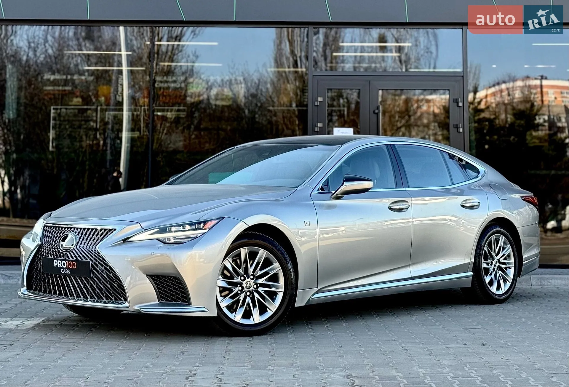 2020 Lexus LS - мініатюра 5