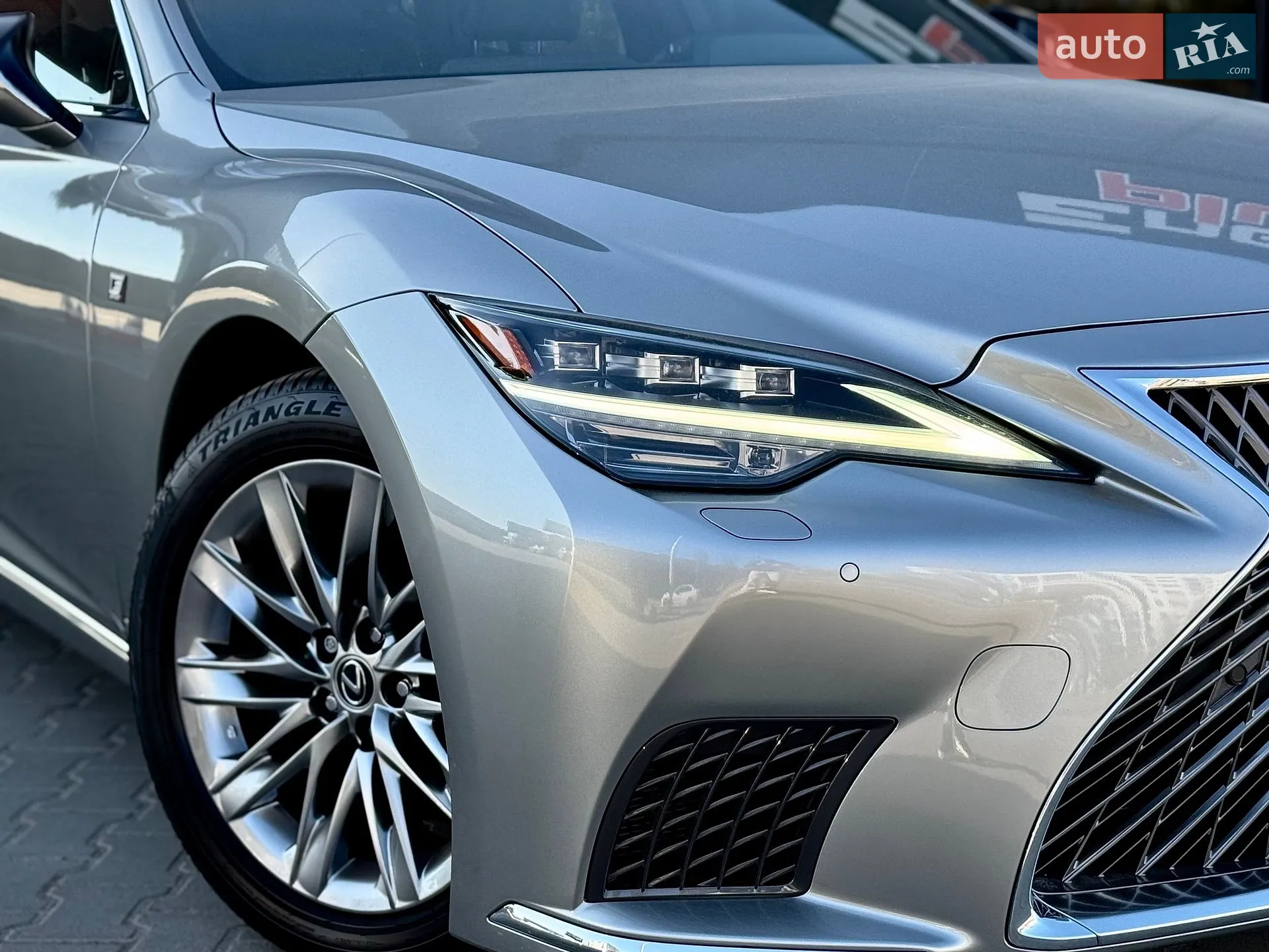 2020 Lexus LS - мініатюра 11