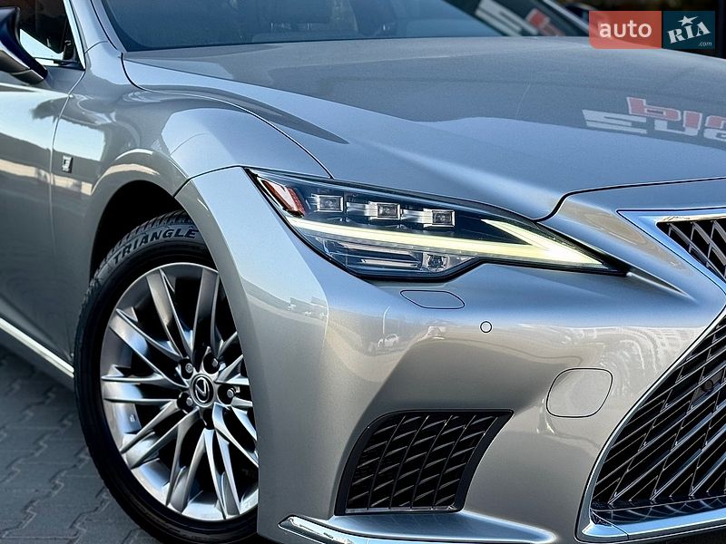 Седан Lexus LS 2020 в Киеве