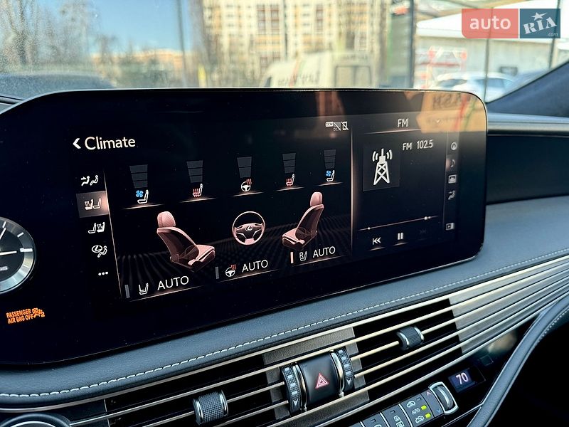 Седан Lexus LS 2020 в Киеве