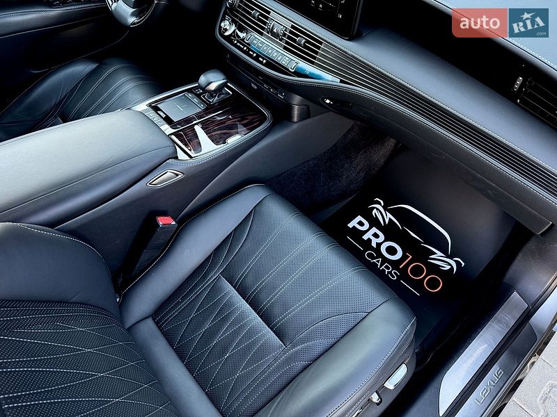 Седан Lexus LS 2020 в Киеве