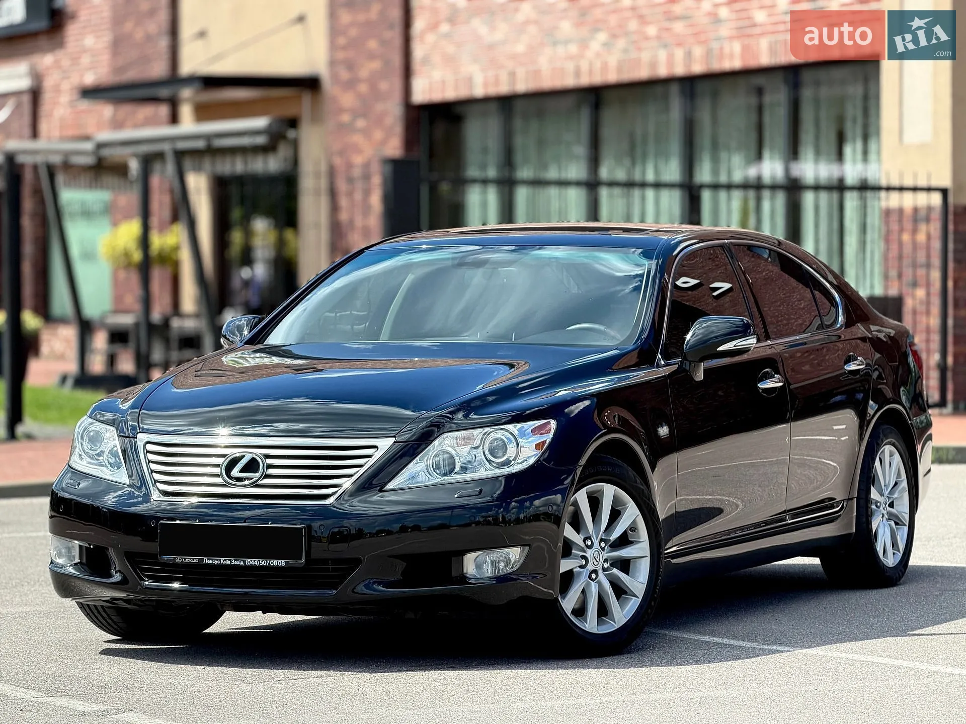 Lexus LS 2010