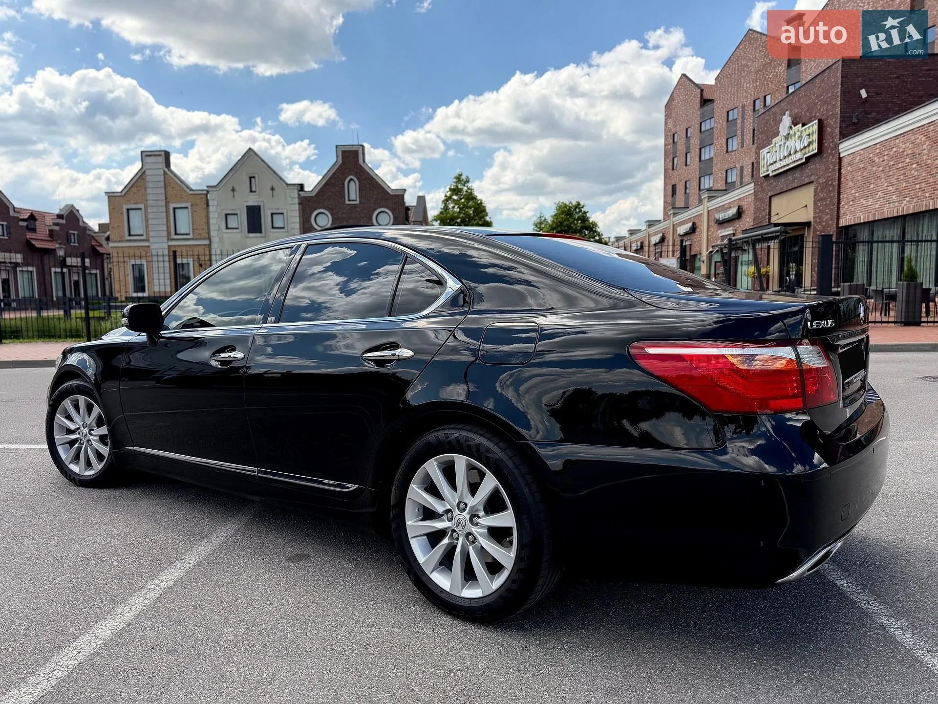 2010 Lexus LS - мініатюра 10