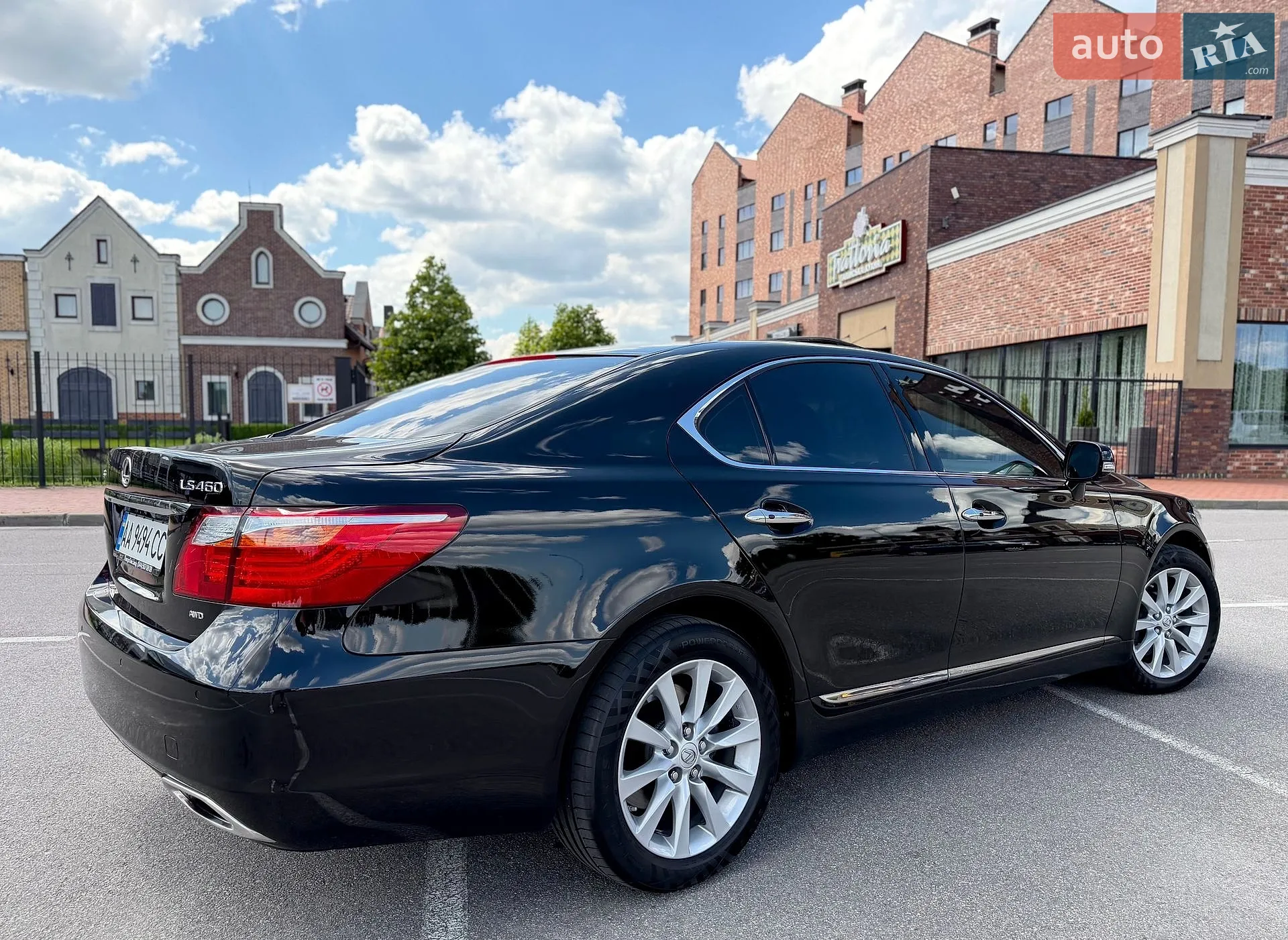 2010 Lexus LS - мініатюра 21
