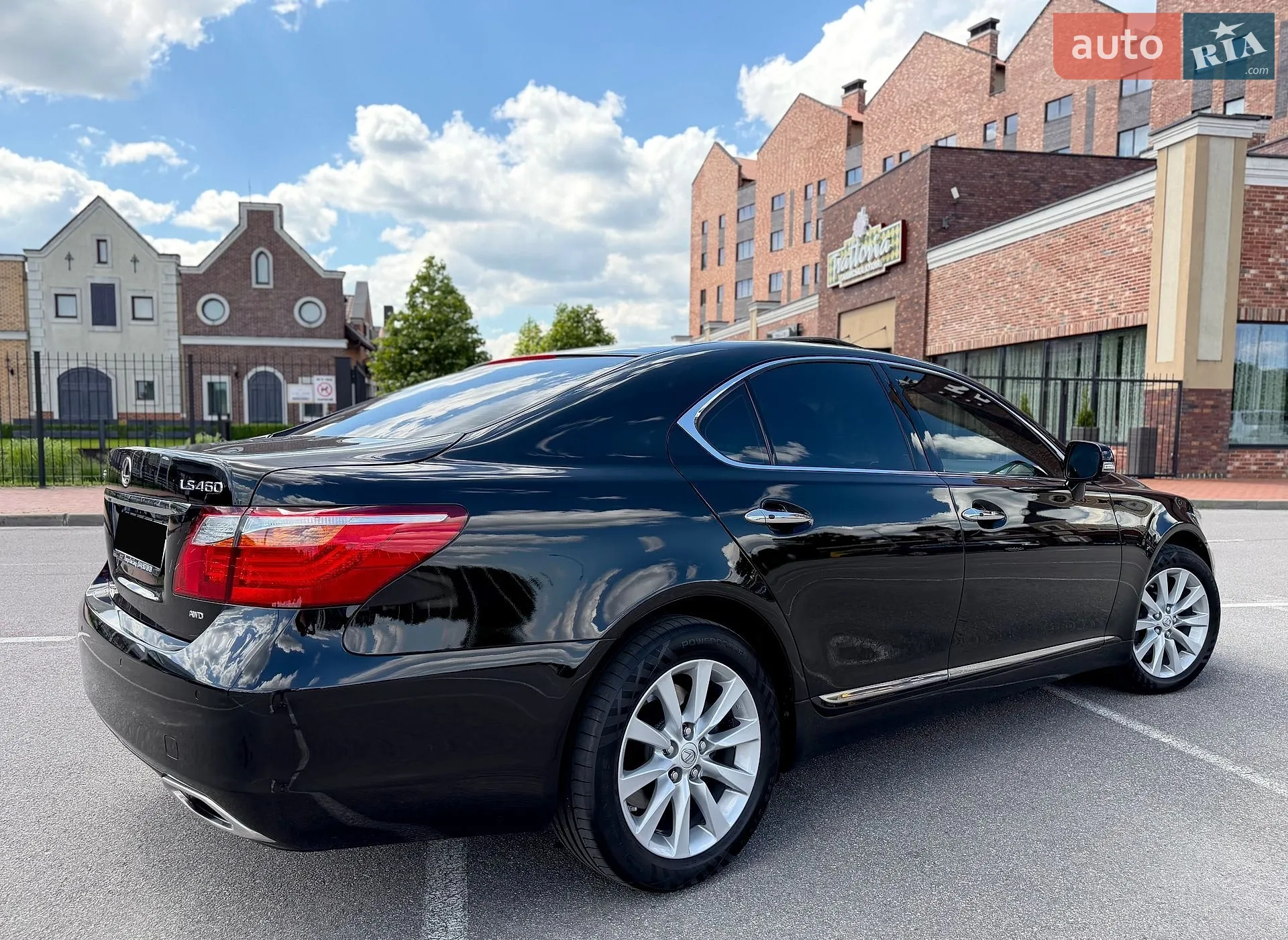 2010 Lexus LS - мініатюра 23