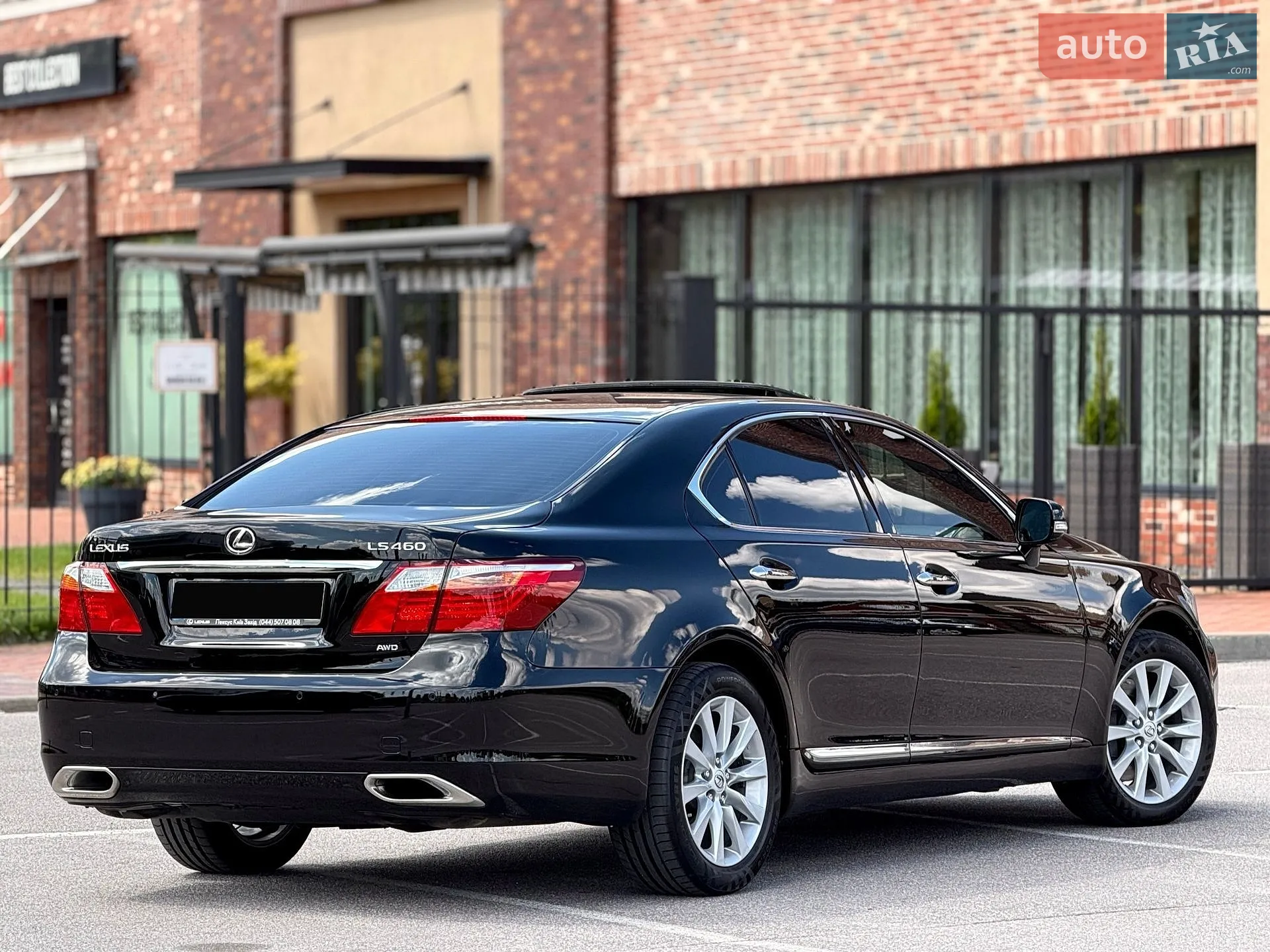 2010 Lexus LS - мініатюра 24