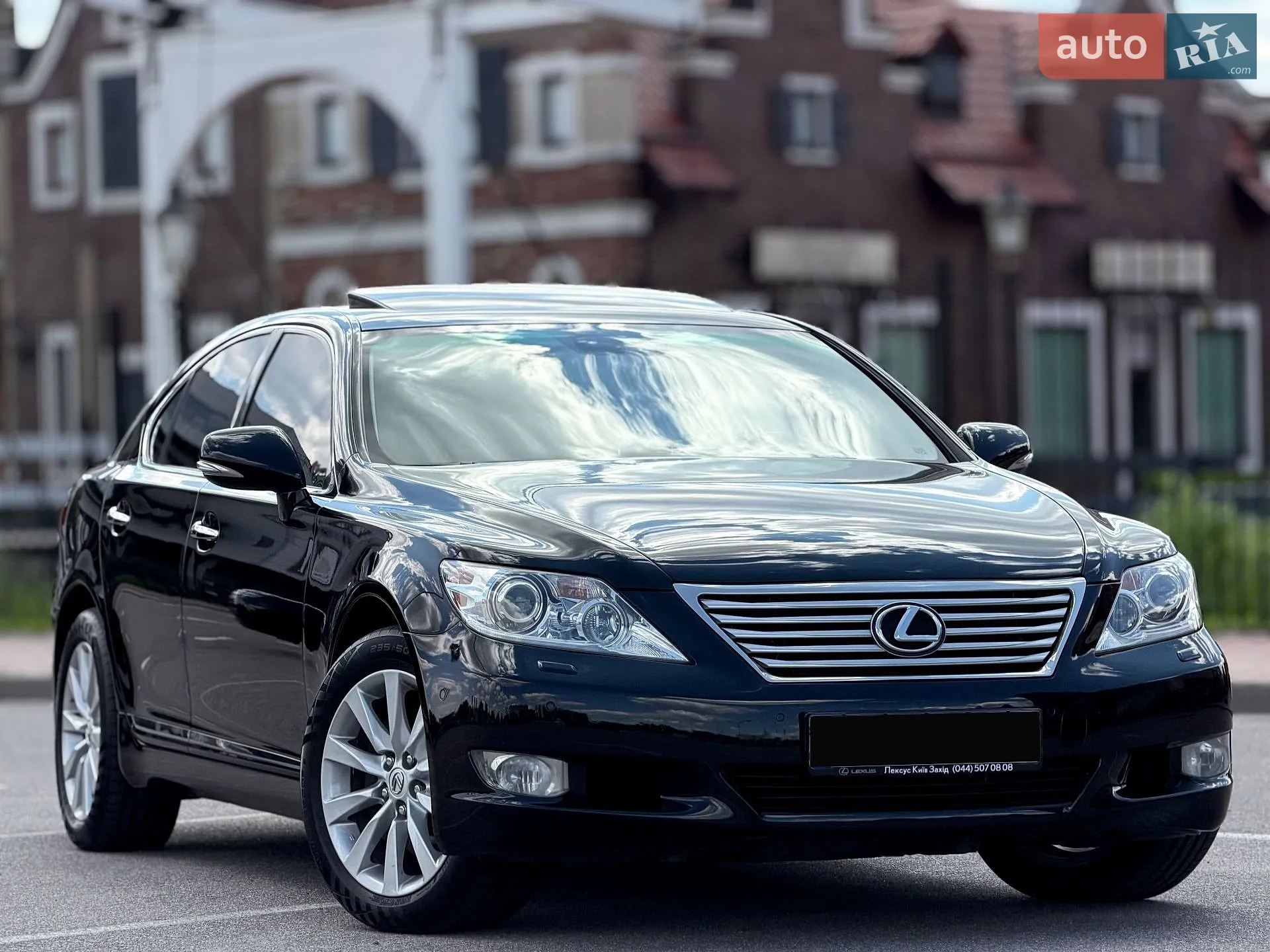 2010 Lexus LS - мініатюра 32
