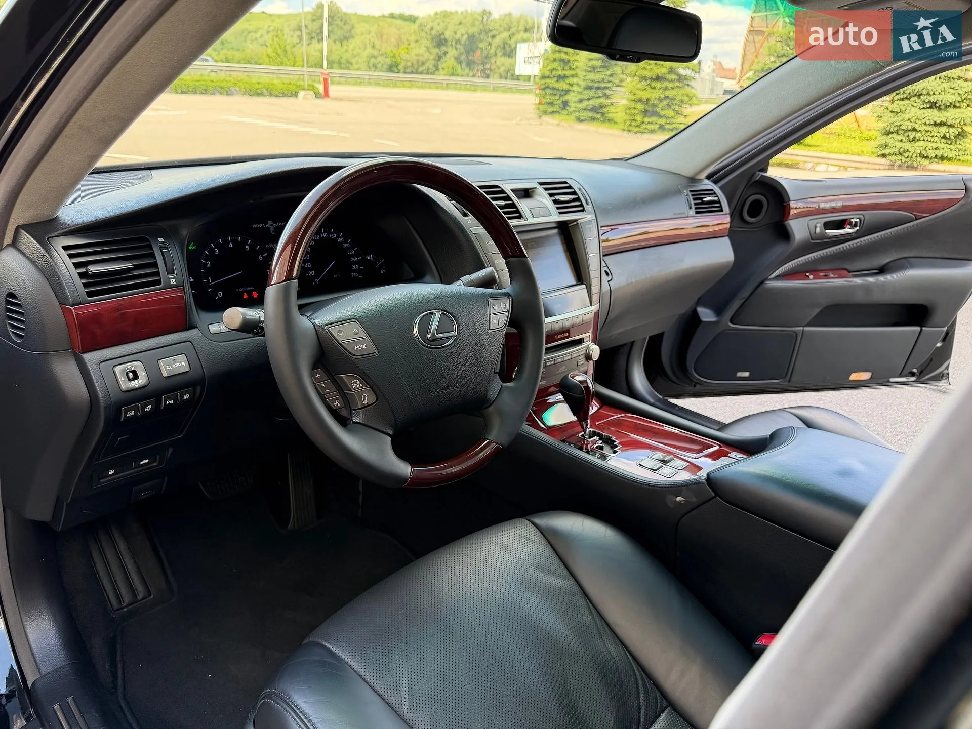 2010 Lexus LS - мініатюра 36
