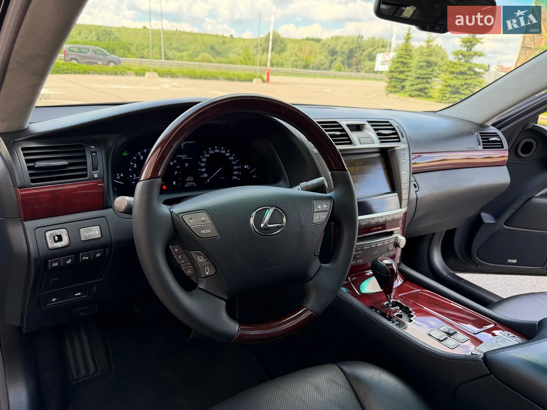 2010 Lexus LS - мініатюра 40