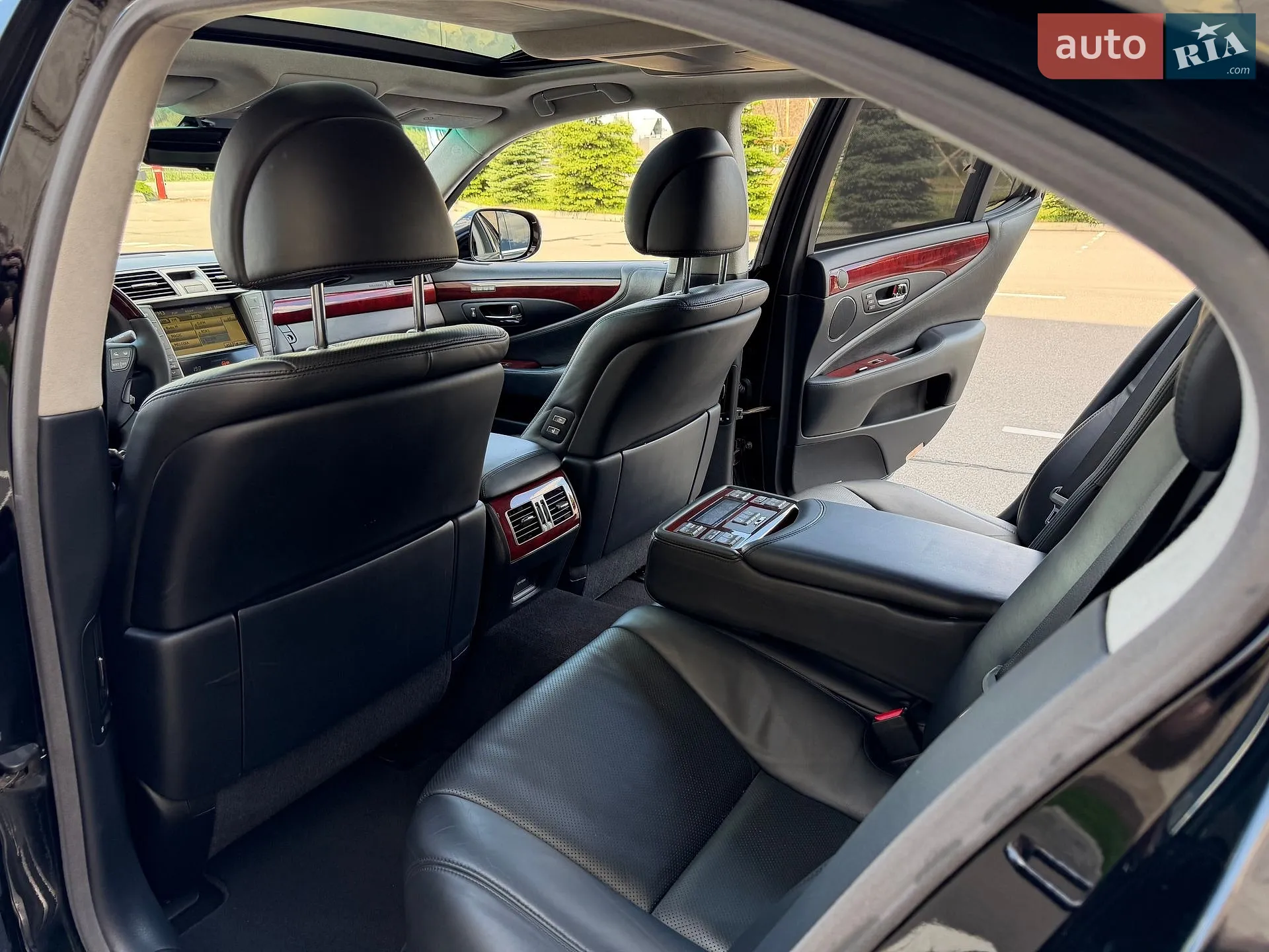 2010 Lexus LS - мініатюра 44