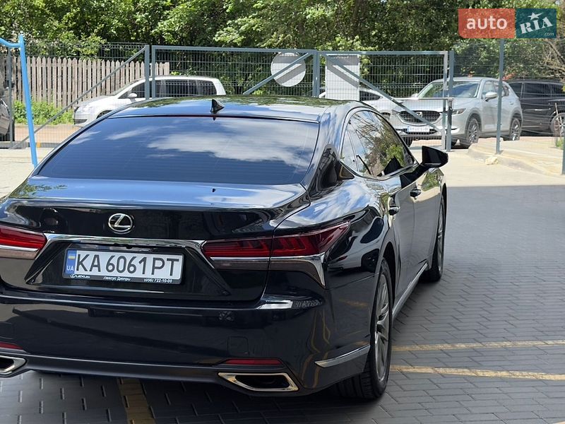 Седан Lexus LS 2018 в Житомире