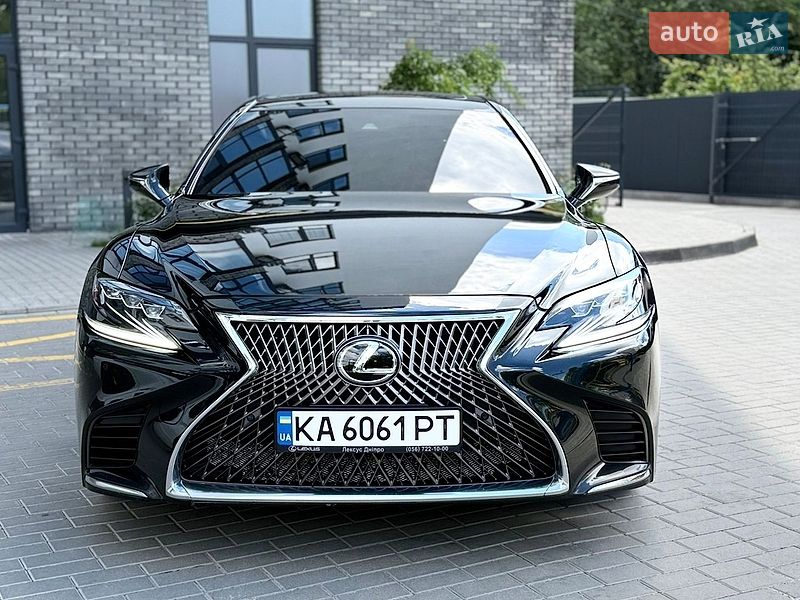 Седан Lexus LS 2018 в Житомире