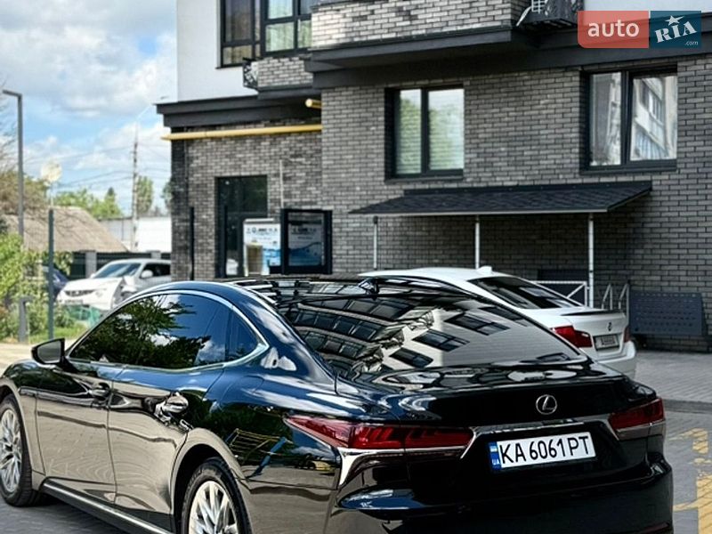 Седан Lexus LS 2018 в Житомире