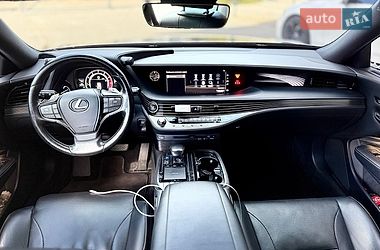 Седан Lexus LS 2018 в Житомире