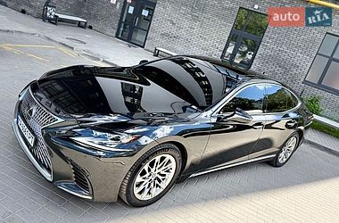 Седан Lexus LS 2018 в Житомире