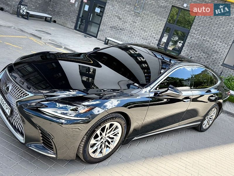 Седан Lexus LS 2018 в Житомире