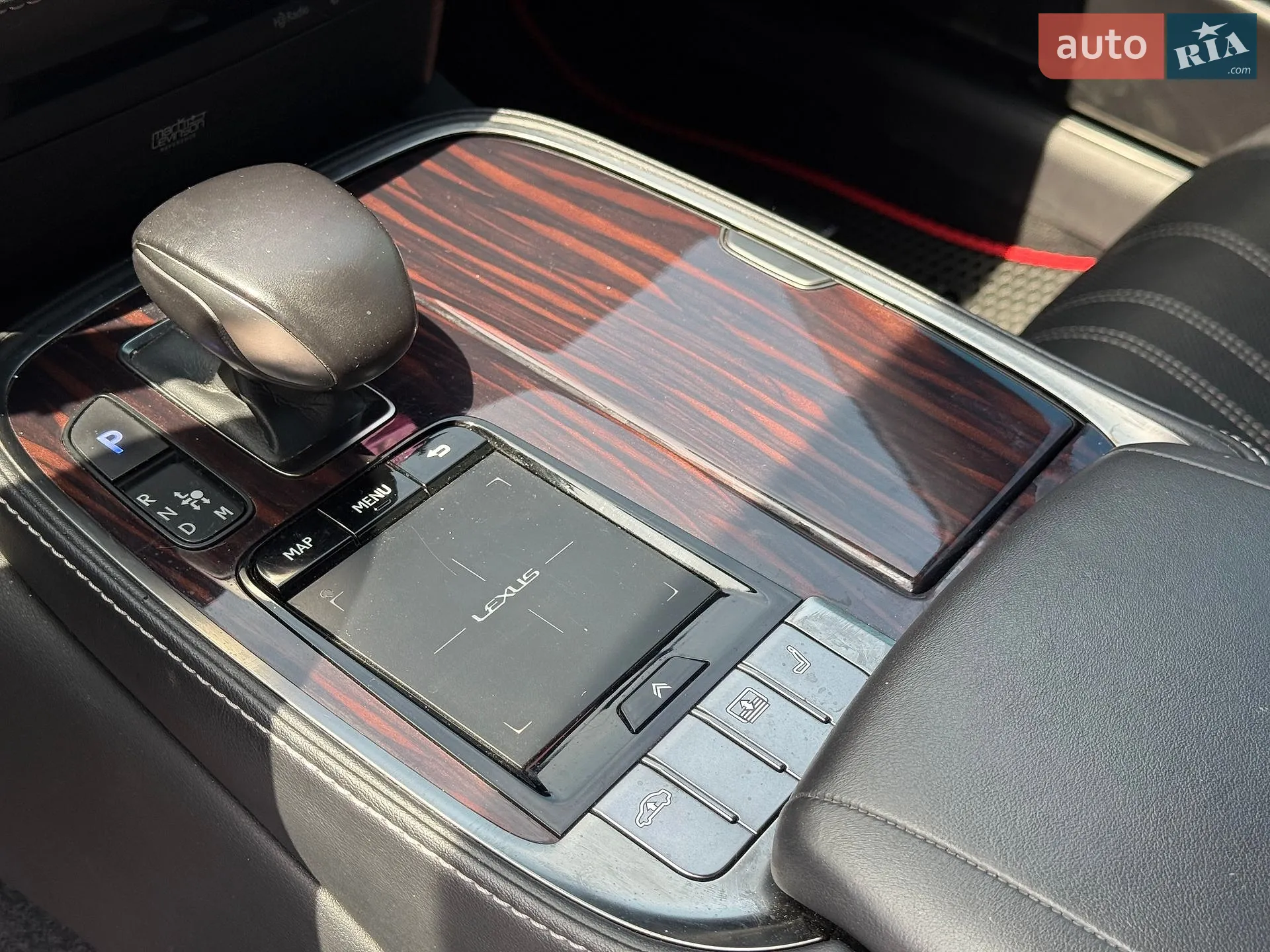 2018 Lexus LS - мініатюра 8