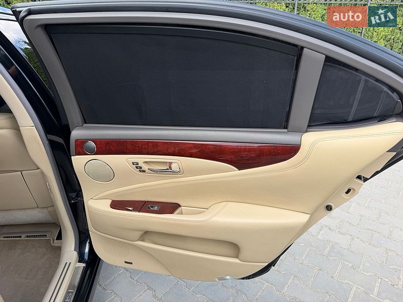 Седан Lexus LS 2007 в Одессе