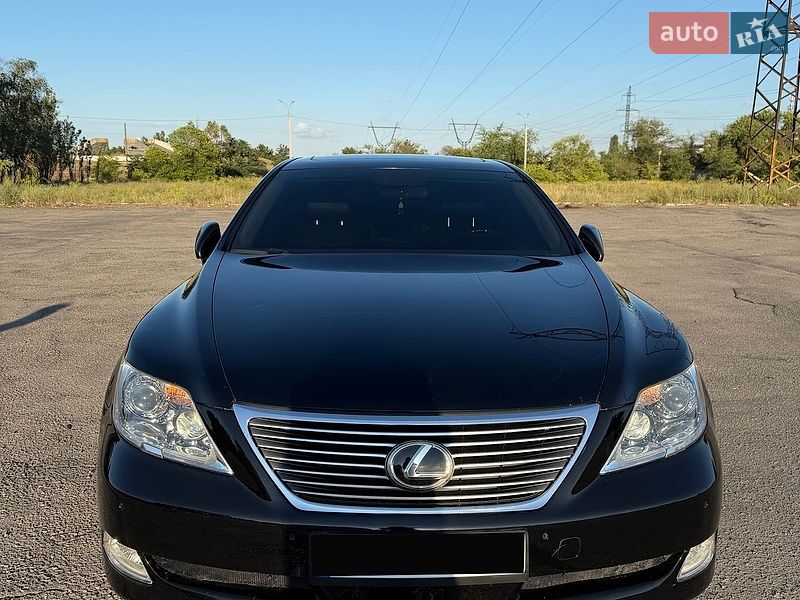 Седан Lexus LS 2008 в Днепре