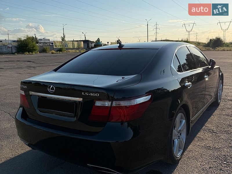 Седан Lexus LS 2008 в Днепре