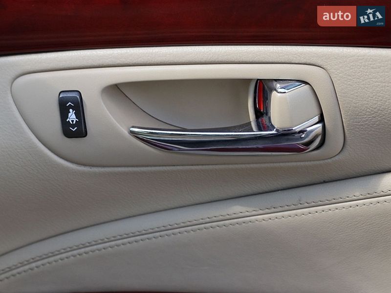 Седан Lexus LS 2007 в Полтаве