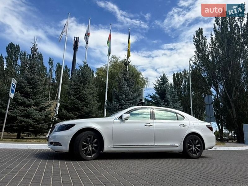 Седан Lexus LS 2007 в Одессе