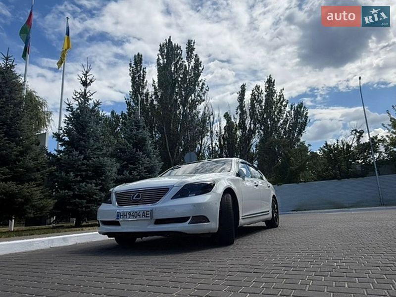 Седан Lexus LS 2007 в Одессе