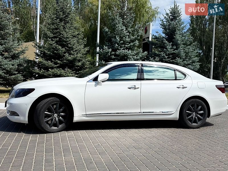 Седан Lexus LS 2007 в Одессе