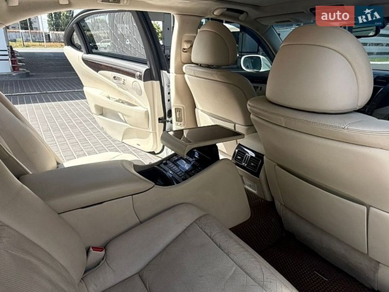 Седан Lexus LS 2007 в Одессе