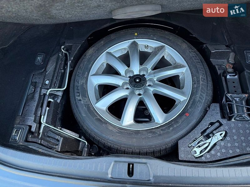 Седан Lexus LS 2008 в Рівному