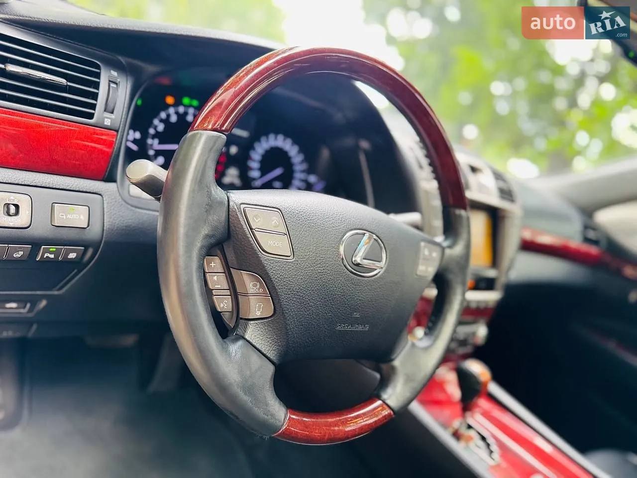 2010 Lexus LS - мініатюра 32