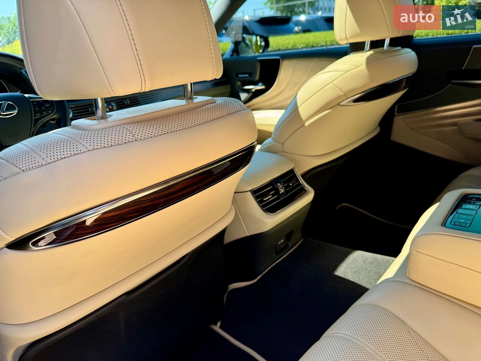 2020 Lexus LS - мініатюра 28