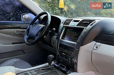 Седан Lexus LS 2007 в Одесі