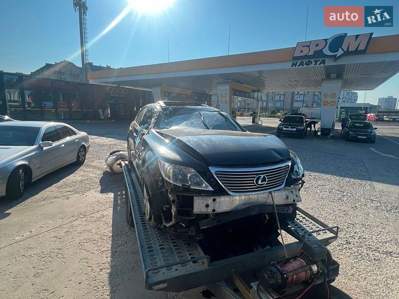 Седан Lexus LS 2007 в Ужгороде