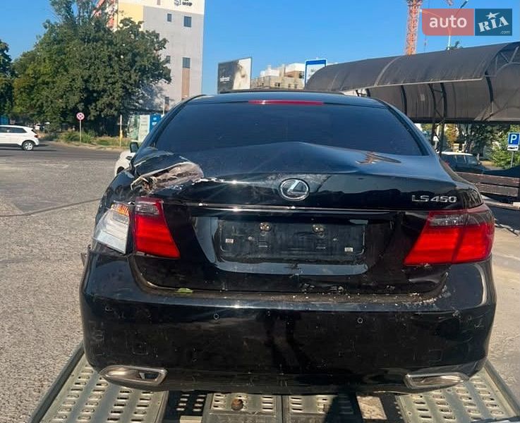 Седан Lexus LS 2007 в Ужгороде