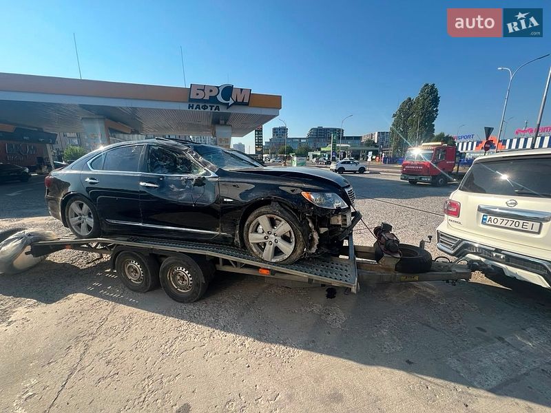 Седан Lexus LS 2007 в Ужгороде
