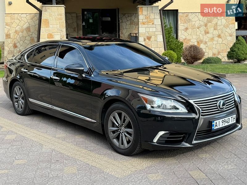 Седан Lexus LS 2012 в Тернополі