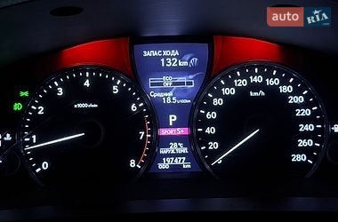 Седан Lexus LS 2012 в Тернополі