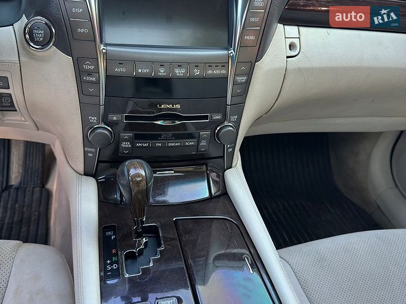 Седан Lexus LS 2007 в Ивано-Франковске