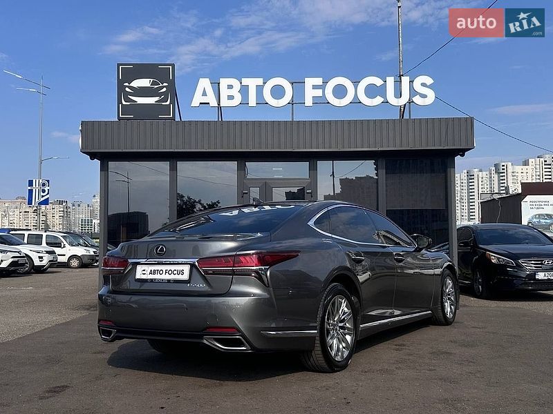 Седан Lexus LS 2018 в Києві