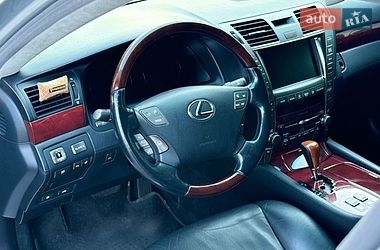 Седан Lexus LS 2008 в Дніпрі