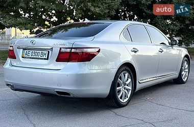 Седан Lexus LS 2008 в Дніпрі
