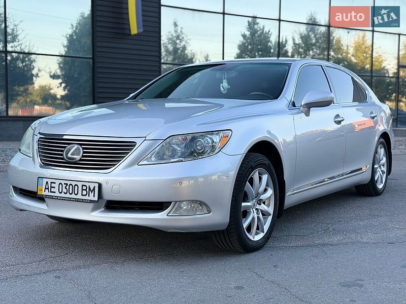 Седан Lexus LS 2008 в Дніпрі