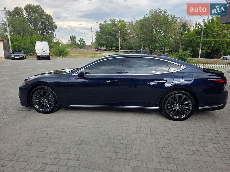 Седан Lexus LS 2019 в Запоріжжі