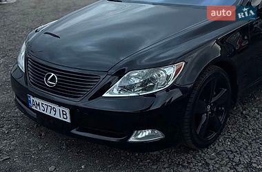 Седан Lexus LS 2007 в Киеве